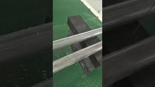 Vertical CNC fastwire foam cutter