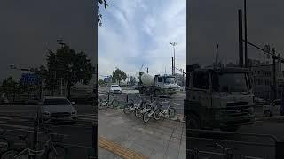 삼각뿔 모양을 만든 앵글크레인, 서울역 북부 개발 공사 현장 #크레인#삼각뿔 # 모양