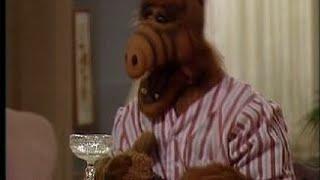 #alf - BREAKS GLASS WITH HICCUPS! alf, Alf show, best of alf