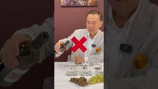Quick tip to hold and pour wine like a professional.