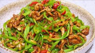 When you want to make "green pepper shredded pork", watch this video,a practical and reliable method