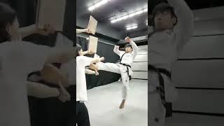 Three Tali Breaking||this is a kyokushin power||respect||#shorts #karate #karatecontact #power