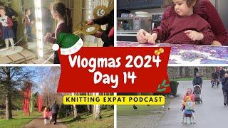 Knitting Expat Vlogmas - Vlogmas Day 14