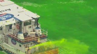 Chicago river dyed green for St. Patrick's Day