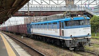 鳥栖駅を出発する貨物列車