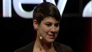 Leyla Acaroglu: Paper or plastic? Debunking an environmental myth