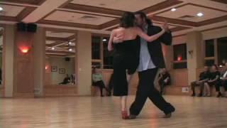 Nina Tatarowicz & Damian Thompson Tango.m4v