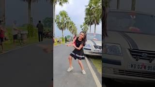 Gore gore mukhde pe kala kala til hai #shorts #bristidance #shortsviral #dance #ytshorts #bollywood