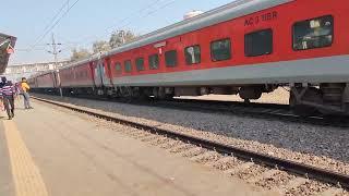 12645, ERNAKULAM JN (ERS) To H NIZAMUDDIN (NZM) (DAZONE)