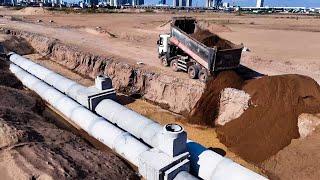 Wow !! Best 25T Dump Trucks transfer Sand Filling a Drains With Wheel Loader