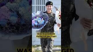 BTS J-Hope's Military Discharge, But We Can't Ignore His Adorable, Polite, and Selfless Act #bts