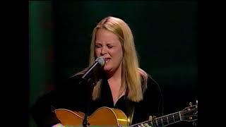 Shawn Colvin & Mary Chapin Carpenter - Amelia (live Joni Mitchell tribute concert, 2000)