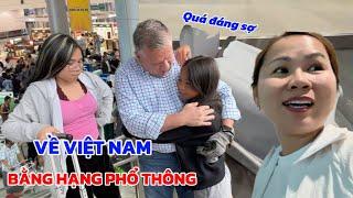 Trải Nghiệm VỀ VIỆT NAM bằng HẠNG PHỔ THÔNG EVA AIR, Phản Ứng Của Bố Mẹ Khi Ba Mẹ Con Về BẤT NGỜ