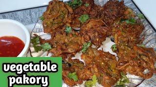 Mix vegetables pakora easy recipe by Aqsa cooking channel crispy pakora recipe in ramdan