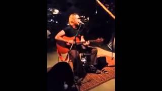 Daryl James - Sixteen (by The Heavy)