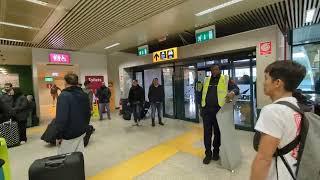 Rome Airport: Walking out and to Taxis or Cars