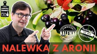 Nalewka z aronii. Mnóstwo witaminy C w jednym kieliszku! Wiesz, jak zrobić, żeby nie była cierpka?