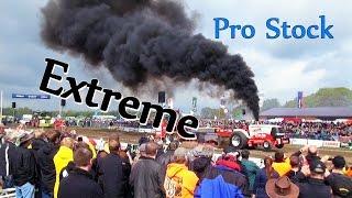 Pro Stock -  Extreme Smoking Tractor Pulling  in Füchtorf - FilmDich DMAX