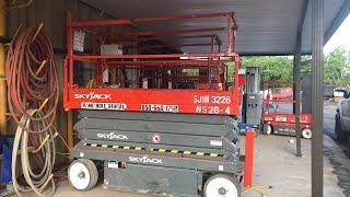 Scissor Lifts and Personnel Lifts _ Panama City