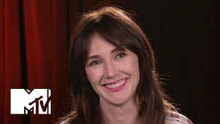 ‘Game of Thrones’ Star Carice van Houten Goes BTS of the Jon Snow Seduction | MTV News