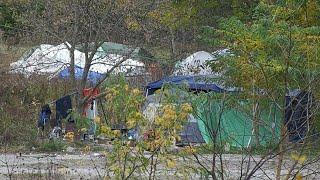 Encampments growing near homes spark tension in London, Ont.