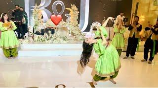 New Afghan girl shana paranak surprise wedding dance to best singer Aryana Sayeed amazing mast song