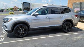 2023 VW Atlas SE w/Technology with Black Wheel Package 360° quick view