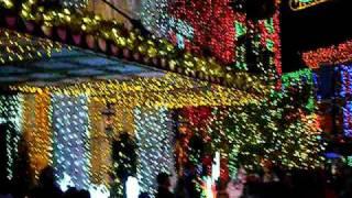 Osborne Family Lights - Rockin Main Street