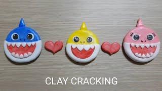 Daddy, Baby, Mommy shark clay cracking 아빠, 아기, 엄마 상어 점토 부수기