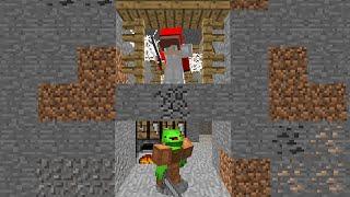 Survival PvP - Mikey vs. JJ in Minecraft