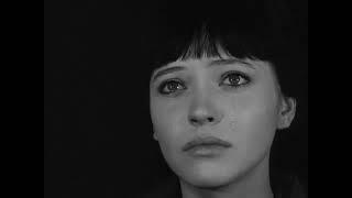 Vivre Sa Vie 1962 Crying in movie theatre scene