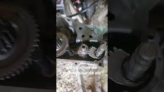 reparación de transmisión caja de atv automática.  sincronizar cambios. cambio de piñon