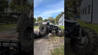 Who needs ramps with 44s & @catechusa/@hessmotorsports knuckles? @_turndupracing does it different!