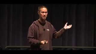 The Zappos Brand & Customer Service - Tony Hsieh - Motivational Speaker & Author