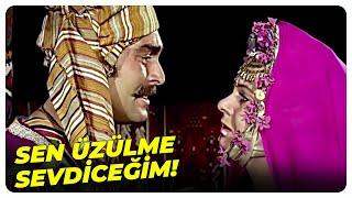 Güzel Gözlerin Neden Yaşlı? | Boş Beşik - Fatma Girik Eski Türk Filmi