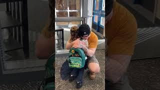 Dad surprises his young daughter at school after a 6-month deployment. #familylove #usarmy #usa