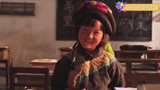 中国贫困地区的儿童们，大部分父母都在很远的地方打工Children in China's poor areas, most have their parents working far away