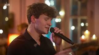 "Nur kurz vorbei" Weiße Weihnachten mit Wincent Weiss & Johannes Oerding