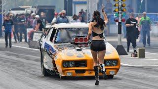 Funny Car Chaos! Back Up Girls & Wild Rides · Volume 2