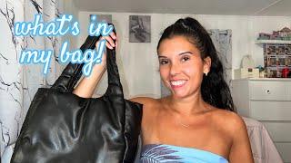 what's in my bag/purse!