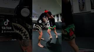 Knee • Leg Sweep • Knee • Elbow • Try this set up combo  #muaythai #thaiboxing #kickboxing