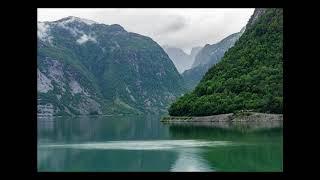 Calming of the sea - Preston White - solo piano (improvisation)