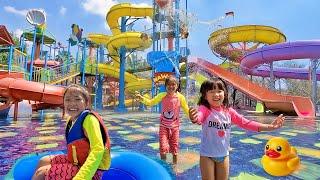 Main Perosotan Warna Warni, Ban Air Ombak dan Berenang di Hawai Waterpark