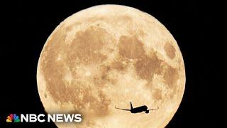 What is a supermoon eclipse and when is it visible?