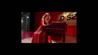 Olona | |Pianist | Dubai number 1 entertainment booking agency | 33 Music Group | Scott Sorensen