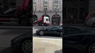 Lotus Emira cruising in Mayfair #cars #lotuscars #lotus