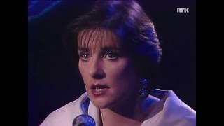 Enya - Evening Falls (TopPop '89)