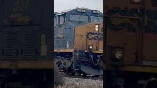 CSX #937 ES44AC crawls through Plymouth, Michigan