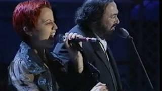 Dolores O'Riordan & Pavarotti - Ave Maria