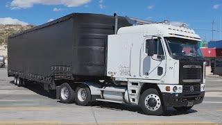 Freightliner Cabover spotted in Arizona, Peterbilt trucks | Rt 66 vehicle event | Truck Spotting USA